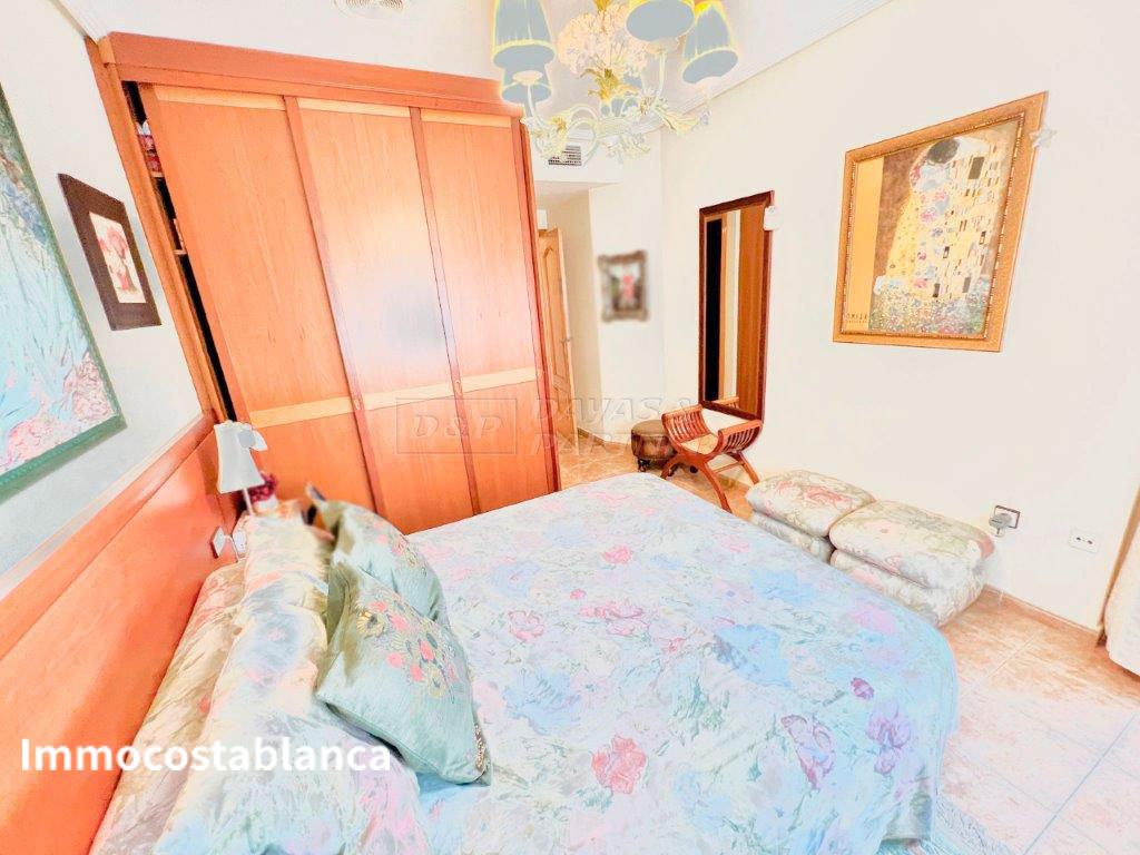 Дом в городе в Ориуэле, 158 м², 269 000 €, фото 9, объявление 975456