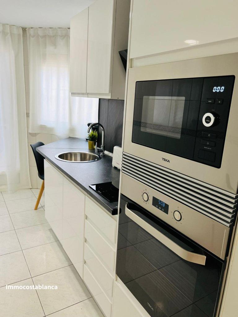 Квартира в Бенидорме, 92 м², 220 000 €, фото 4, объявление 51145216