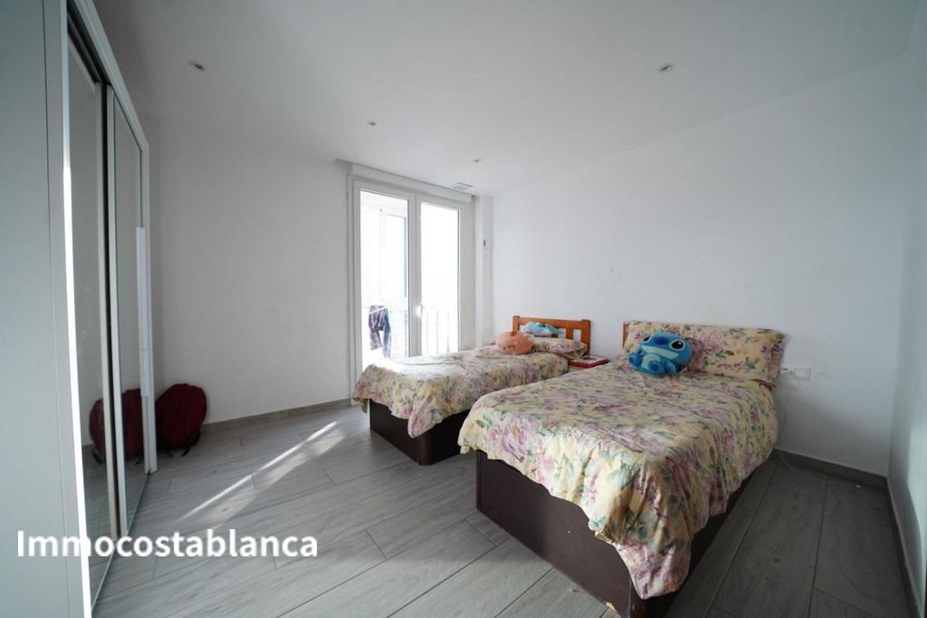 Квартира в Аликанте, 130 м², 300 000 €, фото 3, объявление 33610016