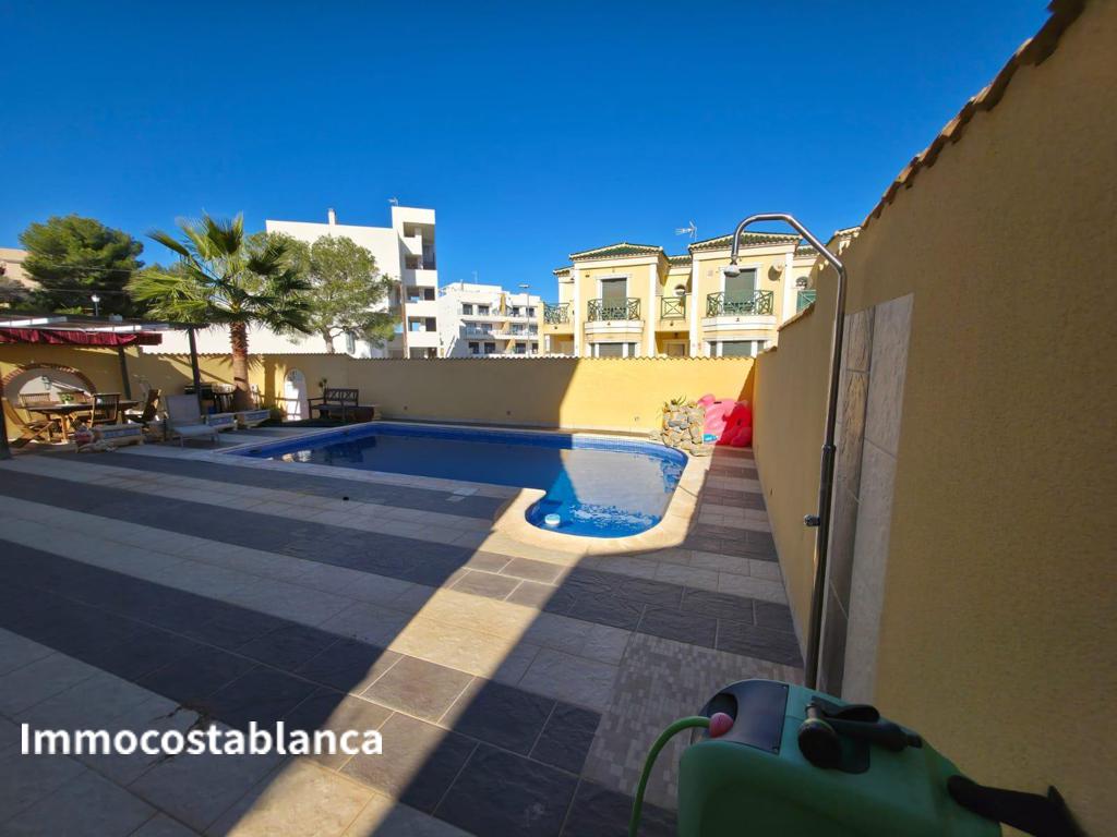 Вилла в Ориуэла Коста, 153 м², 350 000 €, фото 10, объявление 71017216
