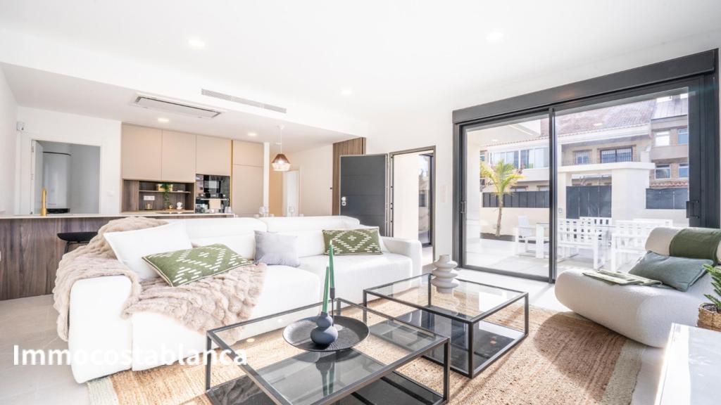 Вилла в Аликанте, 242 м², 416 000 €, фото 2, объявление 34091616