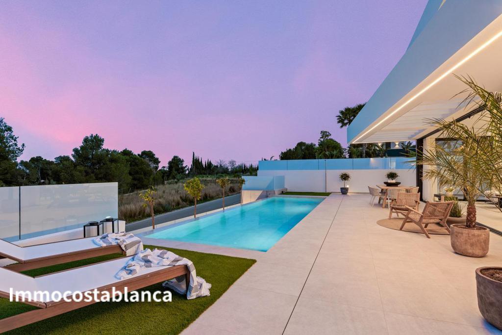 Вилла в Полопе, 306 м², 755 000 €, фото 8, объявление 28527536