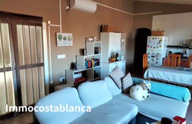 Дом в городе в Аликанте, 300 м²