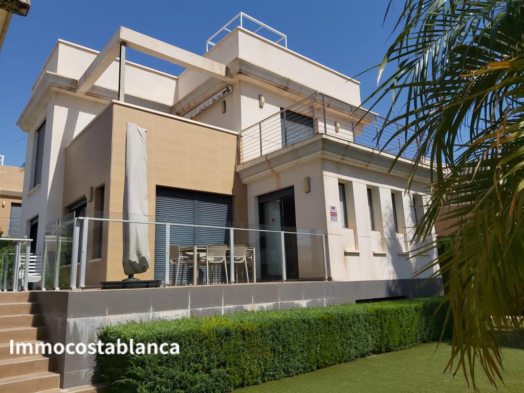 Шале в Ориуэле, 340 м², 814 000 €, фото 1, объявление 4035616