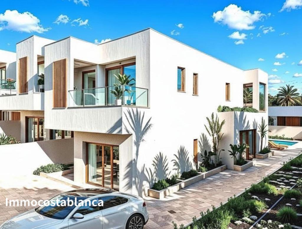 Вилла в Ориуэла Коста, 260 м², 548 000 €, фото 1, объявление 29672416