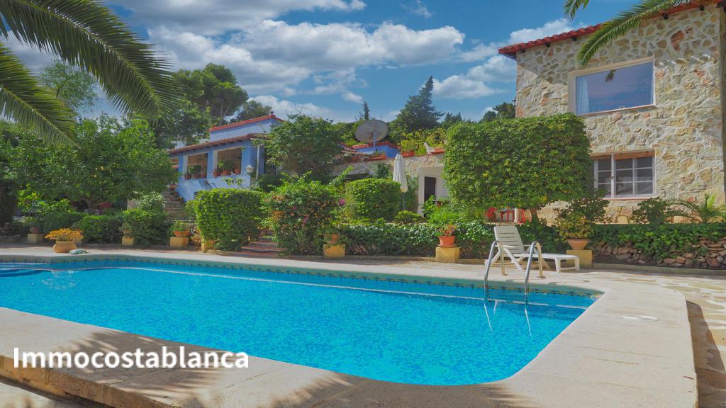 Вилла в Хавеа, 1739 м², 795 000 €, фото 1, объявление 56867616