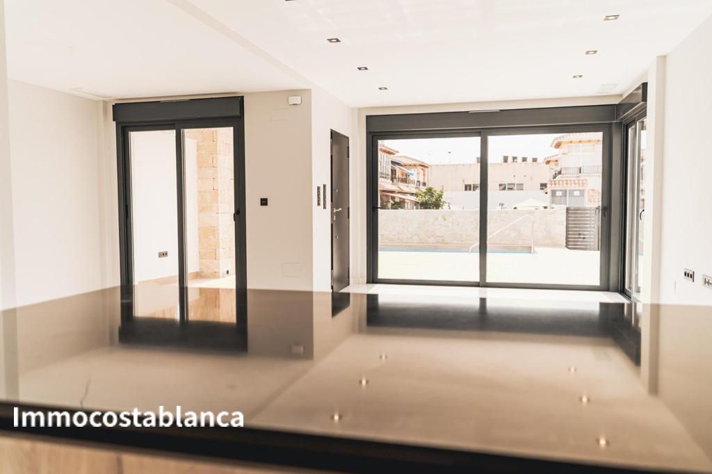 Вилла в Ориуэла Коста, 121 м², 700 000 €, фото 8, объявление 14215536