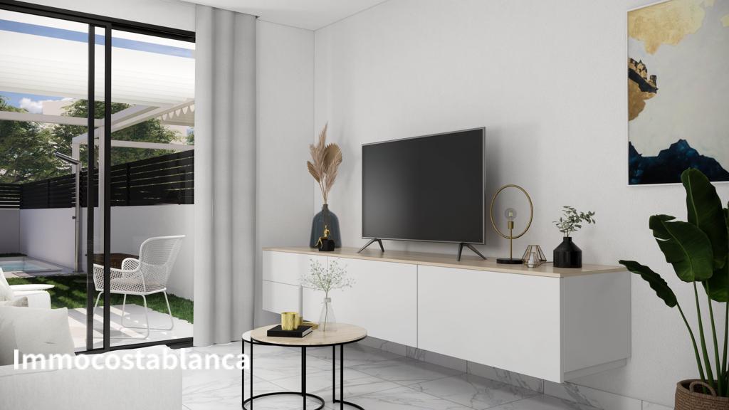 Квартира в Сьюдад-Кесада, 113 м², 370 000 €, фото 2, объявление 42447536