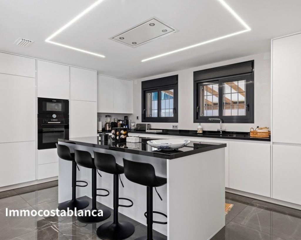 Вилла в Сан-Хуан-де-Аликанте, 313 м², 1 499 000 €, фото 1, объявление 19479536