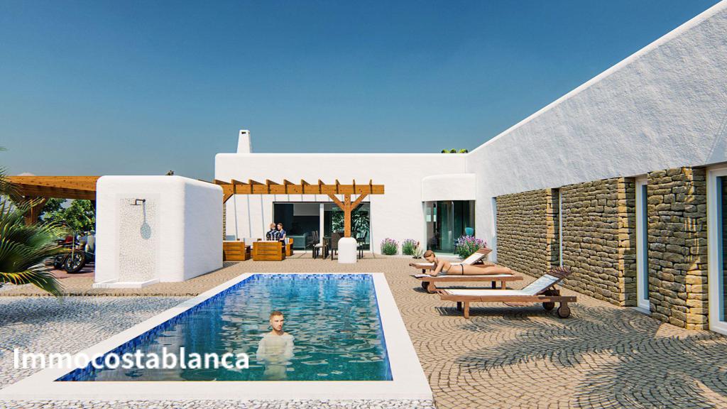 Вилла в Эль Альбире, 169 м², 698 000 €, фото 1, объявление 50463536