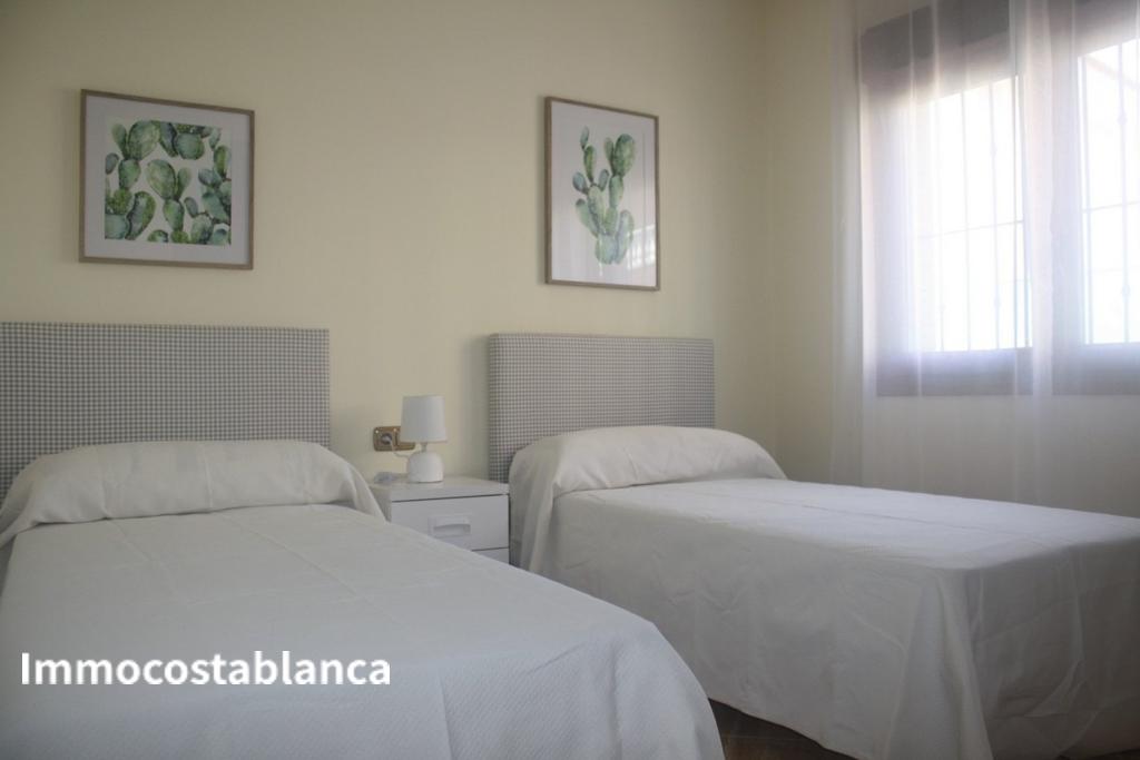 Вилла в Торревьехе, 154 м², 550 000 €, фото 2, объявление 11567536