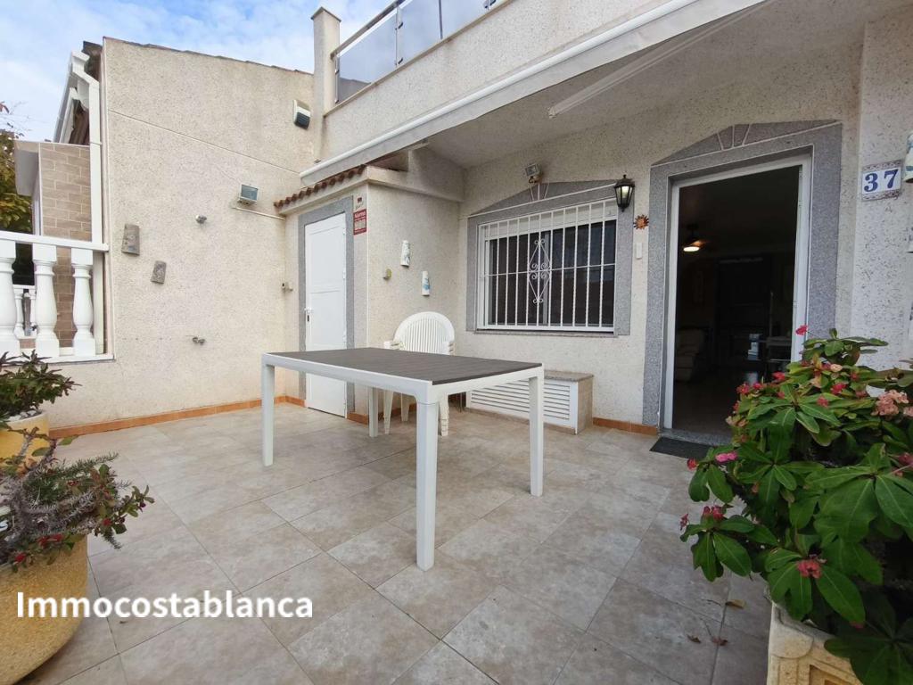 Коттедж в Гвардамар-дель-Сегура, 90 м², 155 000 €, фото 1, объявление 17050016
