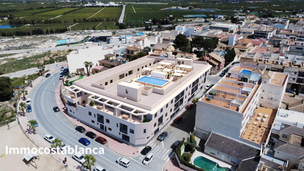 Квартира в Сан-Мигель-де-Салинасе, 76 м², 130 000 €, фото 1, объявление 57233216