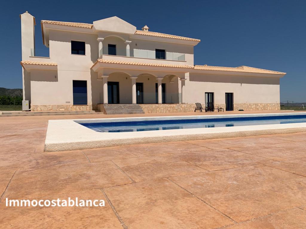Вилла в Пиносо, 245 м², 547 000 €, фото 2, объявление 24767536