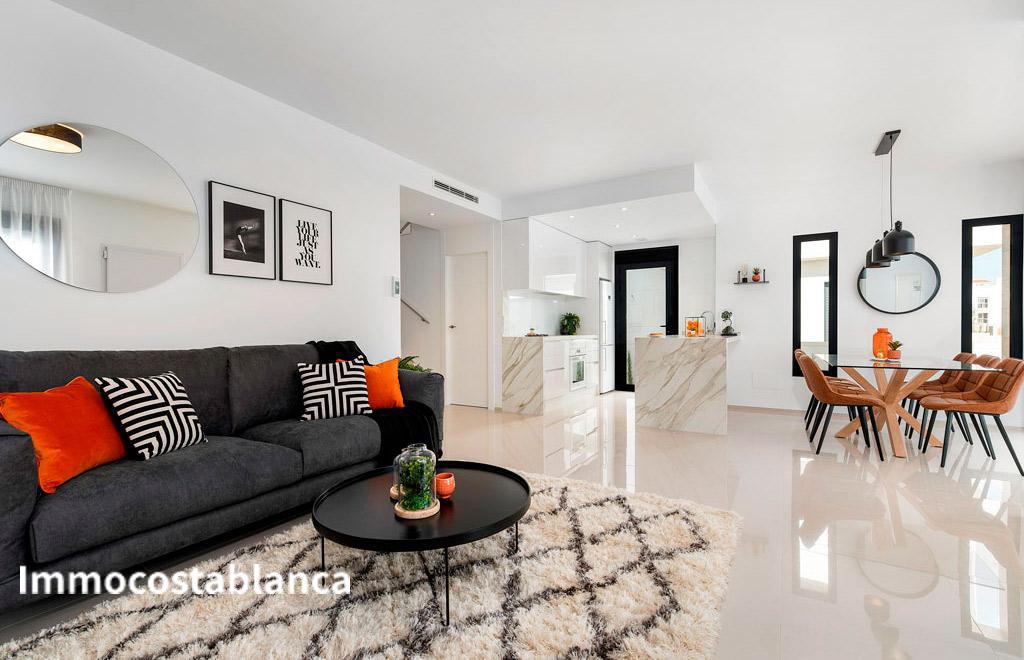 Вилла в Рохалесе, 182 м², 928 000 €, фото 2, объявление 26515616