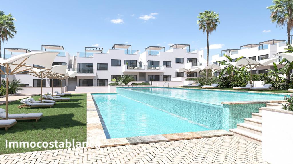 Коттедж в Торревьехе, 146 м², 330 000 €, фото 1, объявление 5183536