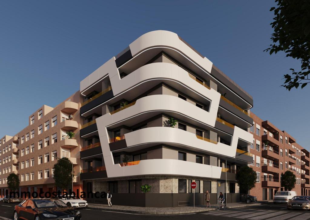 Квартира в Торревьехе, 133 м², 349 000 €, фото 1, объявление 58871536