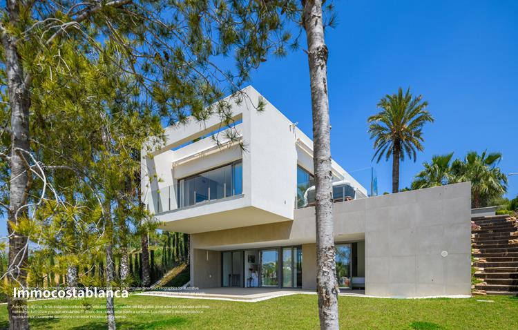 Вилла в Сан-Мигель-де-Салинасе, 1 090 000 €, фото 1, объявление 70564416