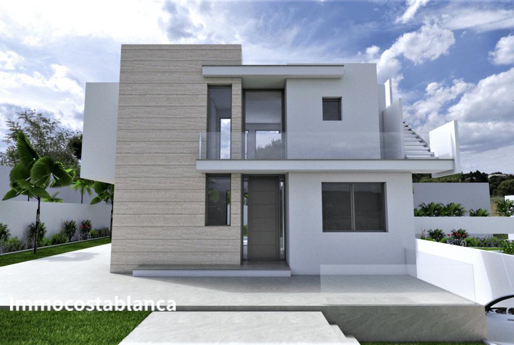 Вилла в Торревьехе, 750 000 €, фото 1, объявление 72847536
