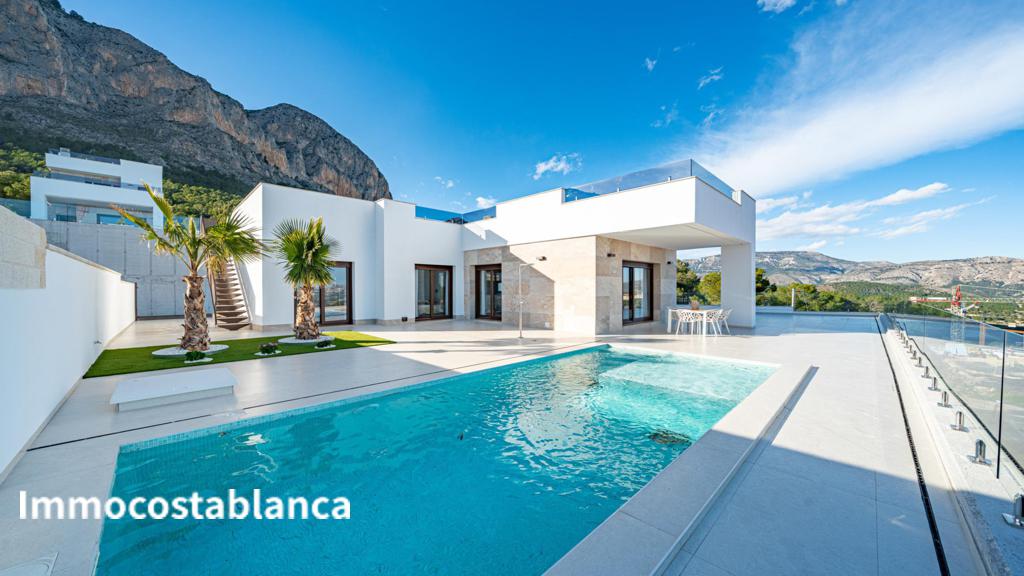 Вилла в Полопе, 659 000 €, фото 2, объявление 43130816