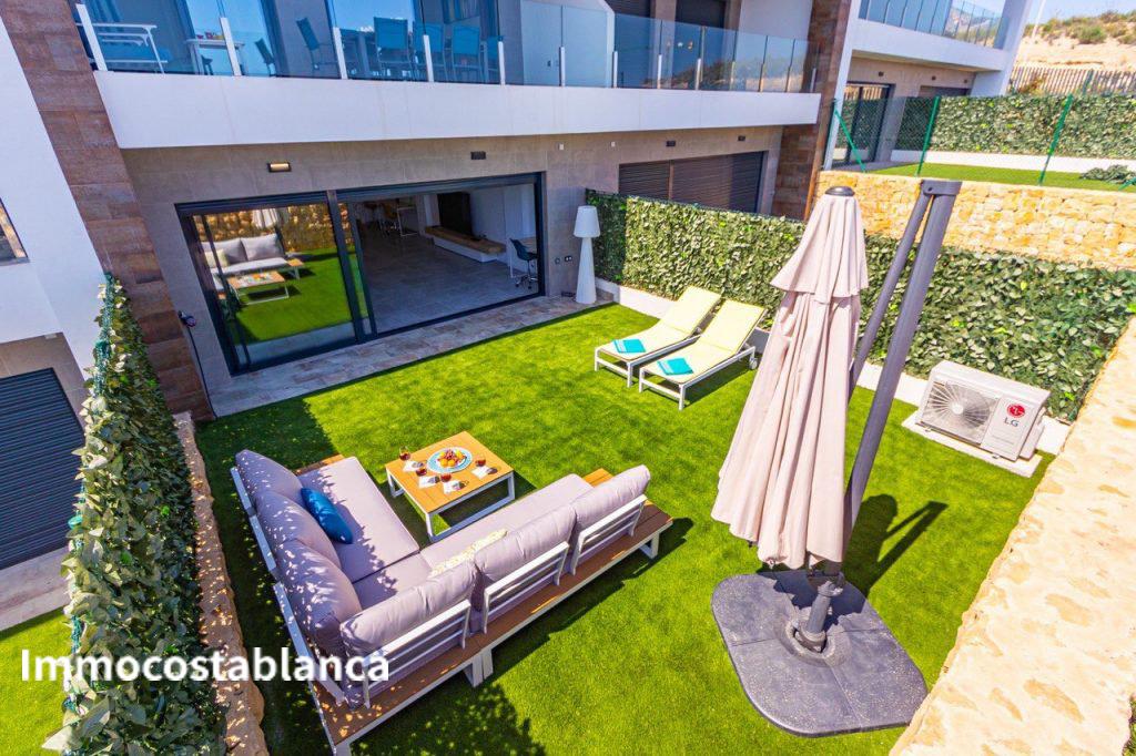 4-комн. таунхаус в Финестрате, 220 м², 415 000 €, фото 1, объявление 17884976