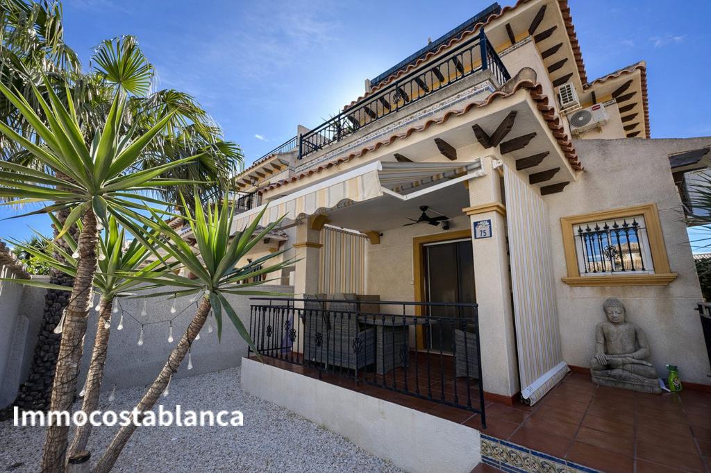 Квартира в Ориуэла Коста, 230 000 €, фото 1, объявление 3097216