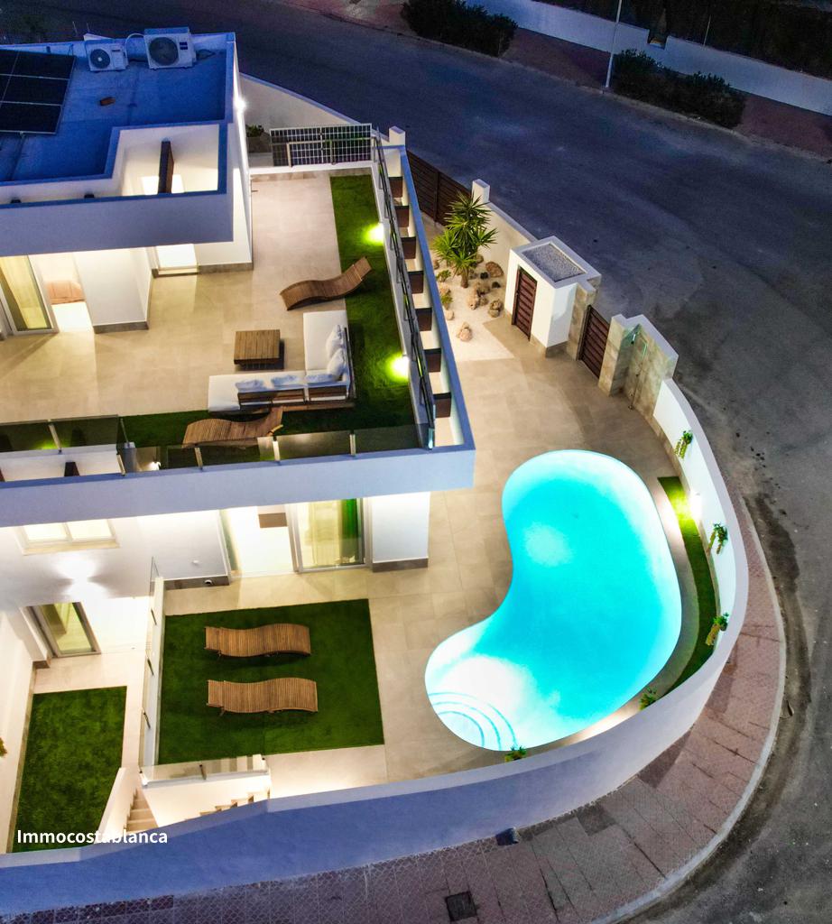 Вилла в Сьюдад-Кесада, 189 м², 450 000 €, фото 4, объявление 73983536