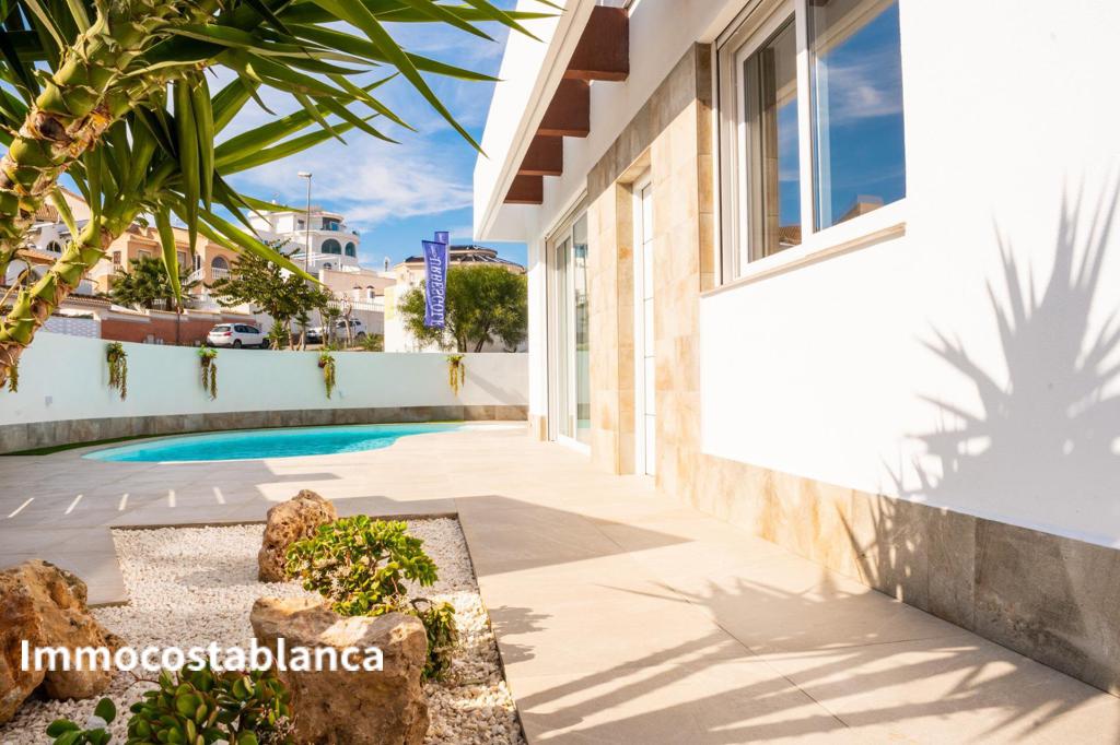 Вилла в Сьюдад-Кесада, 189 м², 450 000 €, фото 9, объявление 47087536