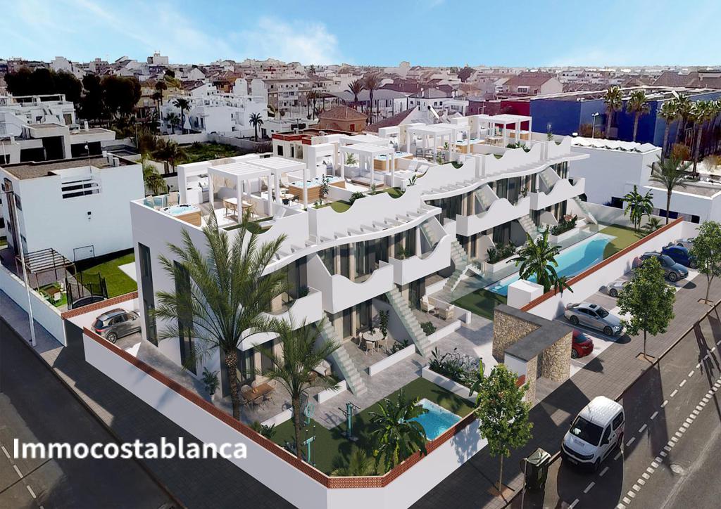 Квартира в Пилар-де-ла-Орададе, 99 м², 270 000 €, фото 1, объявление 67498016