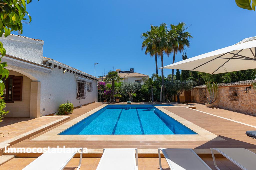 Вилла в Ориуэла Коста, 168 м², 750 000 €, фото 8, объявление 67159536