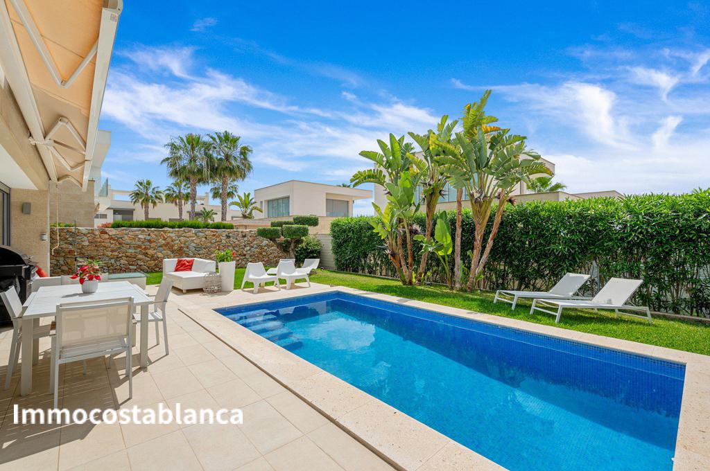 Вилла в Ориуэла Коста, 119 м², 479 000 €, фото 3, объявление 28617216