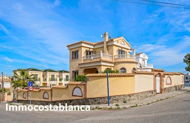 Вилла в Ориуэла Коста, 130 м²