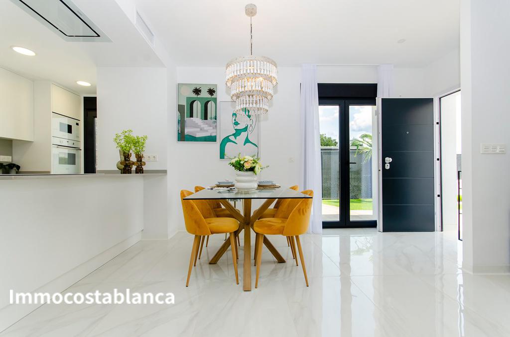 Вилла в Ориуэла Коста, 138 м², 439 000 €, фото 1, объявление 30047536