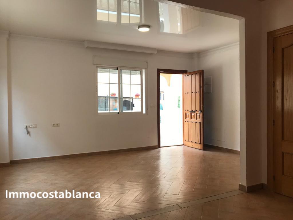 Таунхаус в Торревьехе, 125 м², 128 000 €, фото 4, объявление 5104728