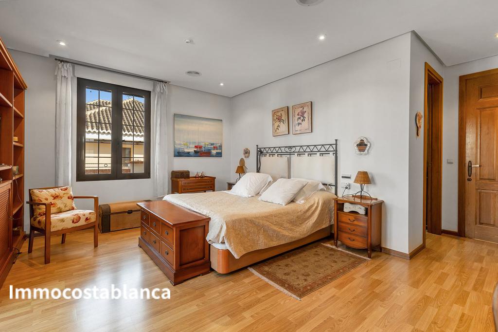 Вилла в Торревьехе, 728 м², 2 490 000 €, фото 2, объявление 14543536