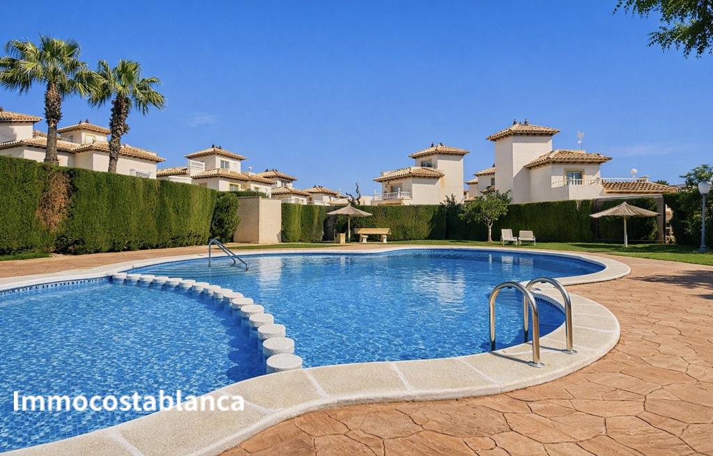 Квартира в Ориуэла Коста, 230 000 €, фото 2, объявление 3097216