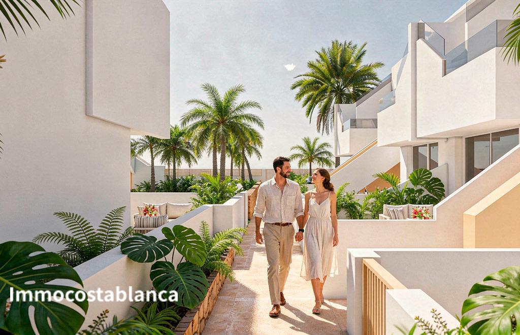 Квартира в Пилар-де-ла-Орададе, 92 м², 340 000 €, фото 1, объявление 17467616