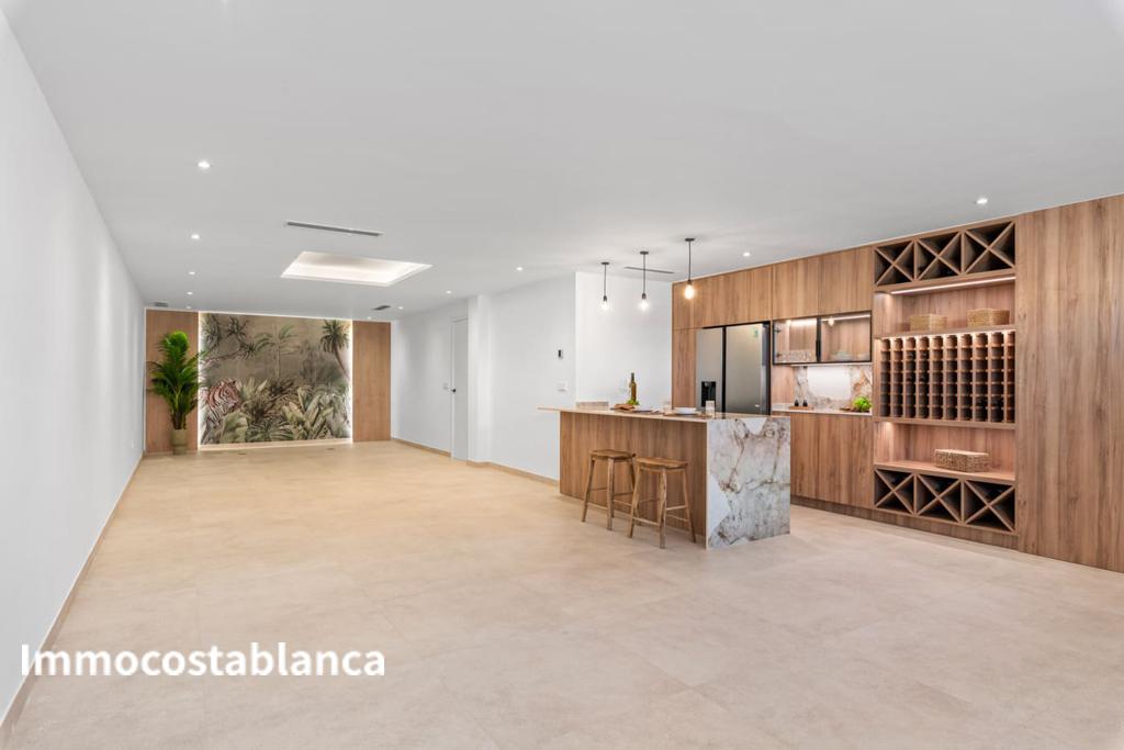 Вилла в Полопе, 307 м², 860 000 €, фото 10, объявление 32935536