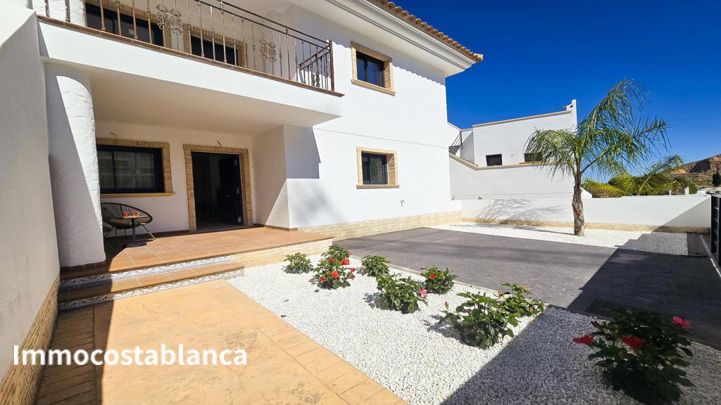 Квартира в Коксе, 69 м², 209 000 €, фото 1, объявление 62499616