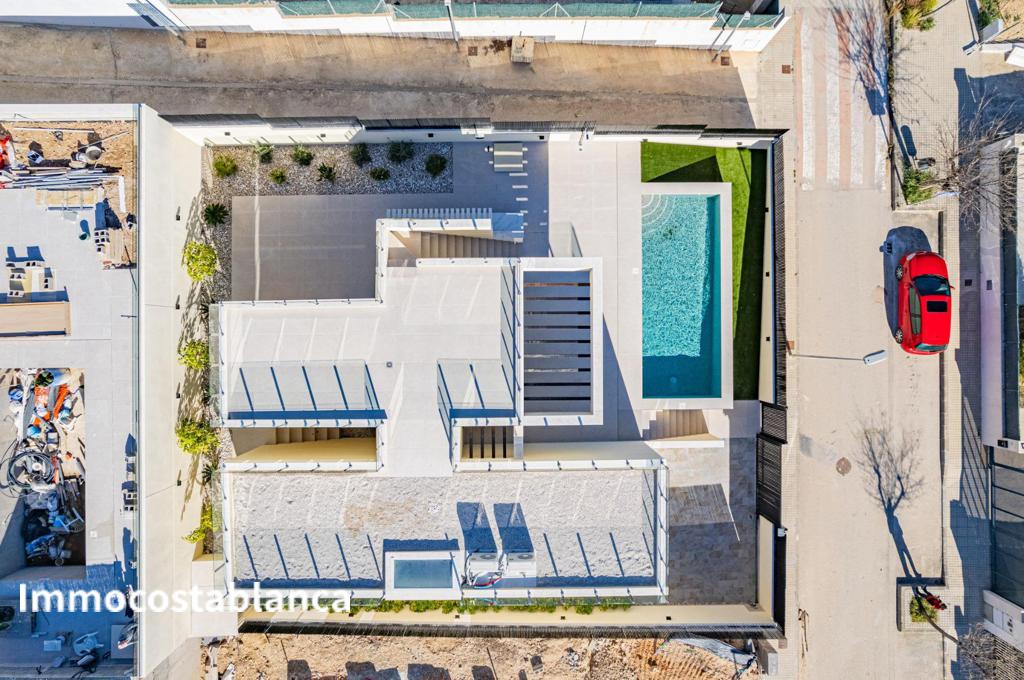 Вилла в Полопе, 200 м², 970 000 €, фото 2, объявление 74449216