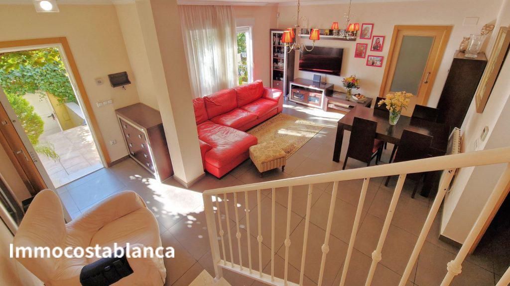 5-комн. таунхаус в Финестрате, 270 м², 375 000 €, фото 9, объявление 70689856