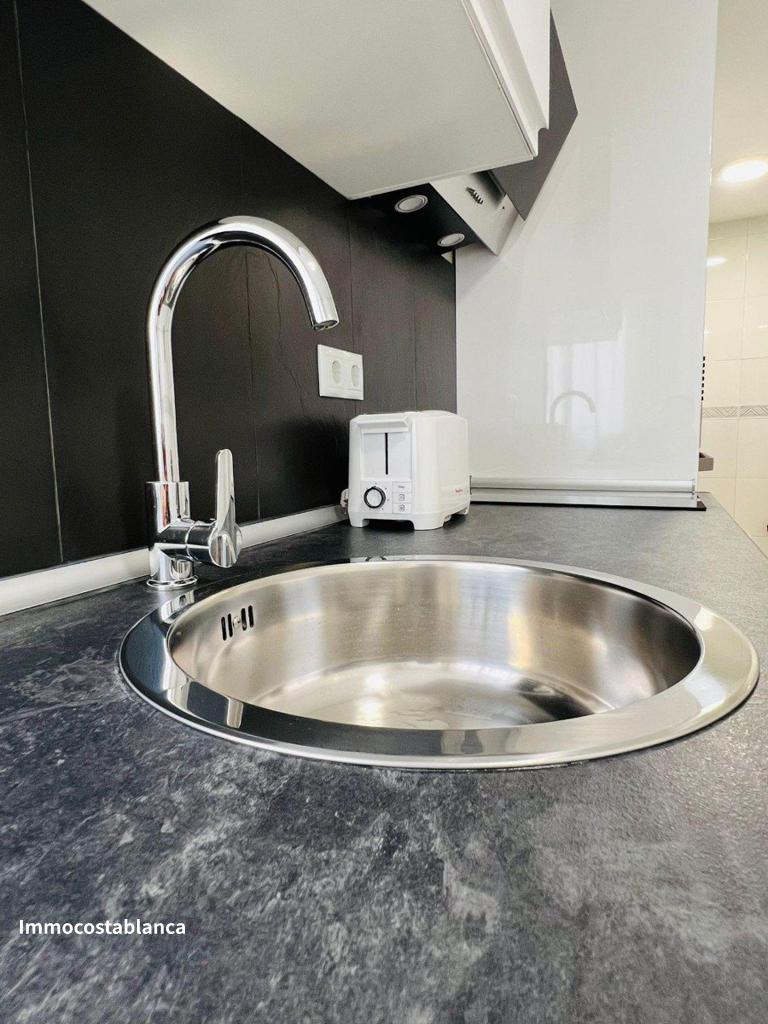 Квартира в Бенидорме, 92 м², 220 000 €, фото 7, объявление 51145216