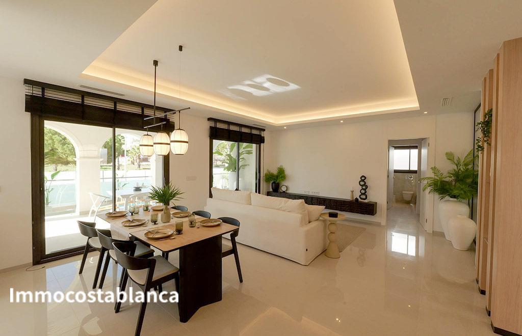 Вилла в Рохалесе, 168 м², 871 000 €, фото 3, объявление 44913216