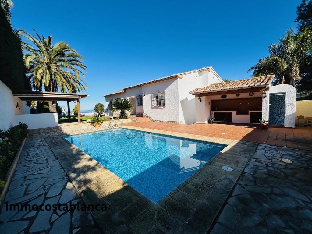Вилла в Дении, 274 м², 575 000 €, фото 1, объявление 74217216