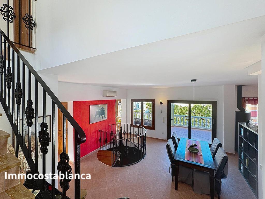 Коттедж в Бенитачеле, 260 м², 550 000 €, фото 9, объявление 2545936