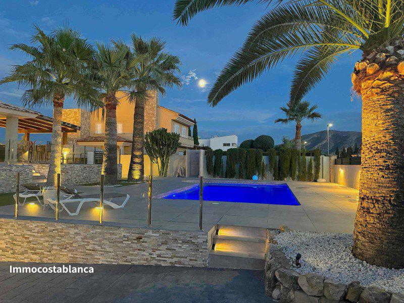 Вилла в Эль Альбире, 1 195 000 €, фото 3, объявление 49497216