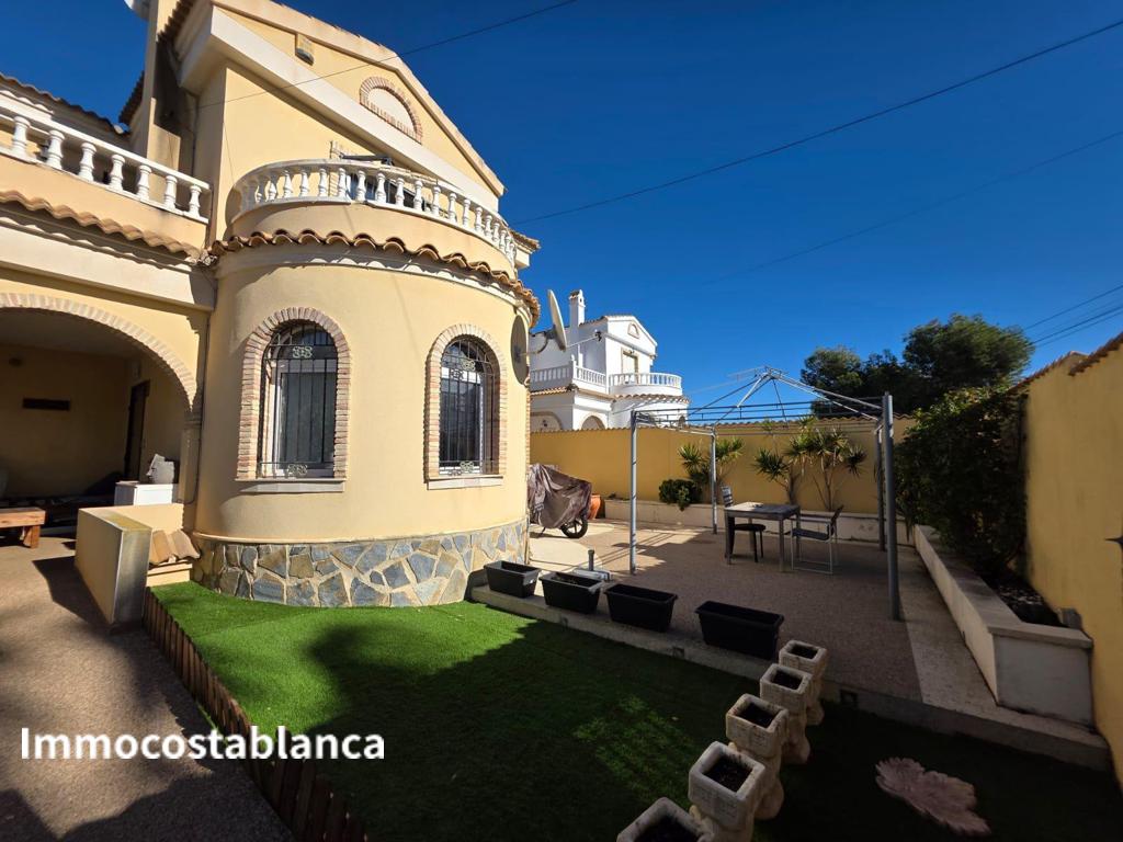 Вилла в Ориуэла Коста, 153 м², 350 000 €, фото 2, объявление 71017216