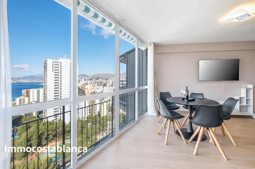 Квартира в Бенидорме, 65 м², 220 000 €, фото 1, объявление 22633216