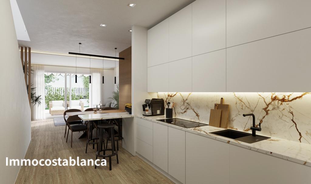Вилла в Ондон-де-лас-Ньевес, 230 м², 357 000 €, фото 3, объявление 35167536
