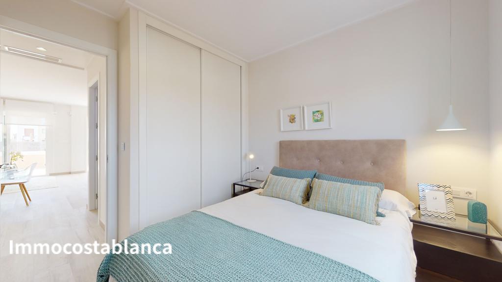 Квартира в Пилар-де-ла-Орададе, 81 м², 300 000 €, фото 2, объявление 42927536